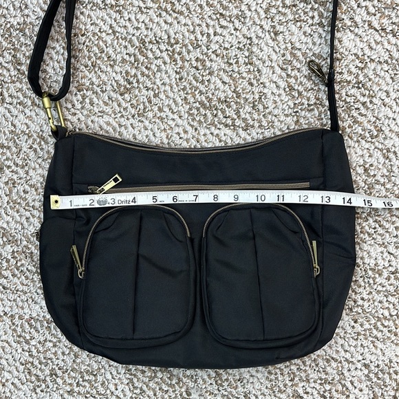 Travelon Black Women's Shoulder Bag - Picture 12 of 16